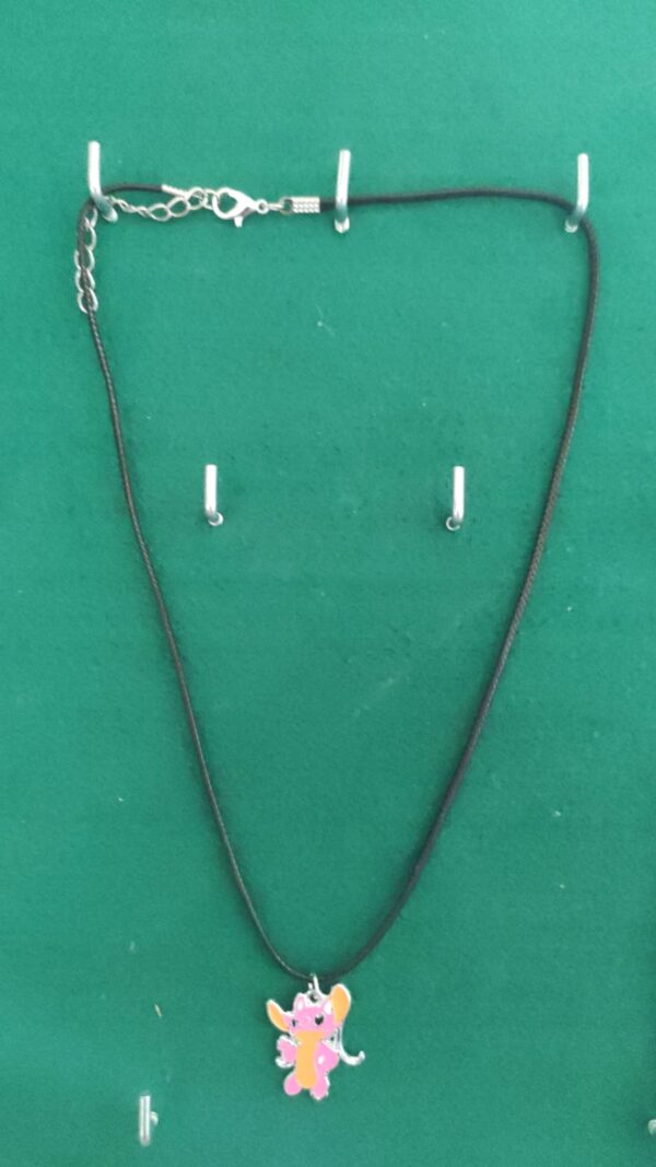 Collier Stitch Rose